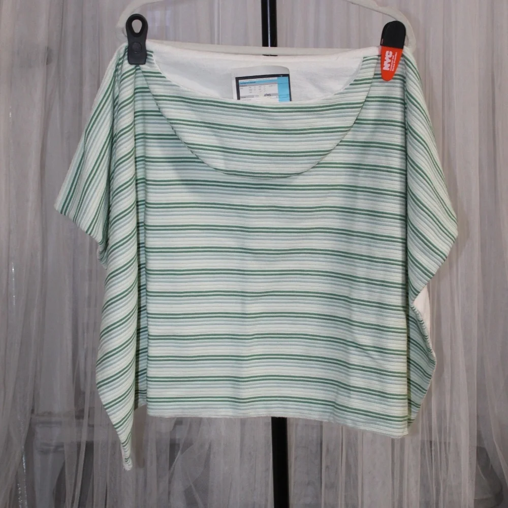 Williams Sonoma Hooded Wrap Towel – Green & Ivory Stripe